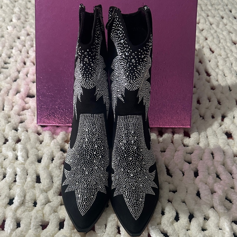 Elegant Black rhinestones Women's Cowgirl Boots